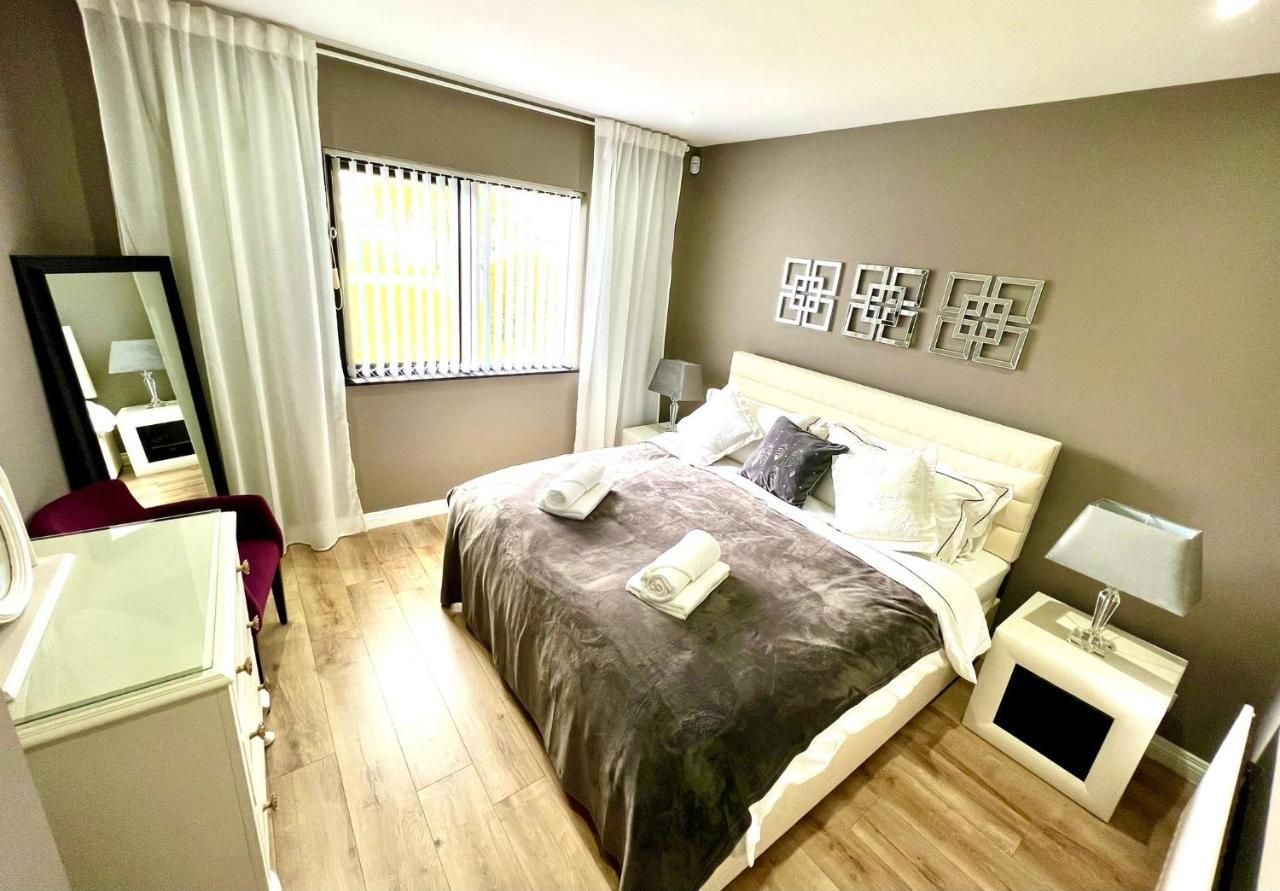 Fairways Newcastle Villa